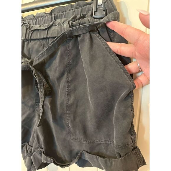 Aerie Lightweight Paperbag Gray Shorts - Size Small - 4802 - Picture 3 of 8